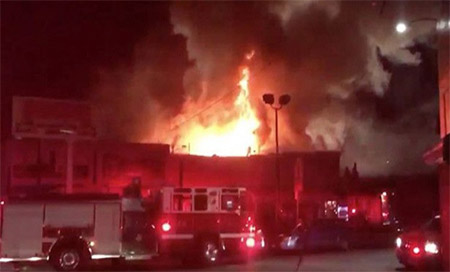 Incendio en una discoteca de California Más de 9 muertos por un incendio en una discoteca de California